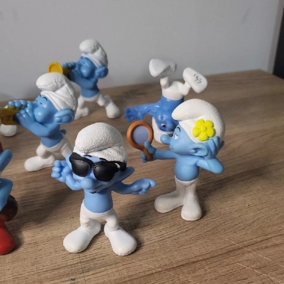 The Smurfs 2013 11 Mini Figures - Picture 2 of 10